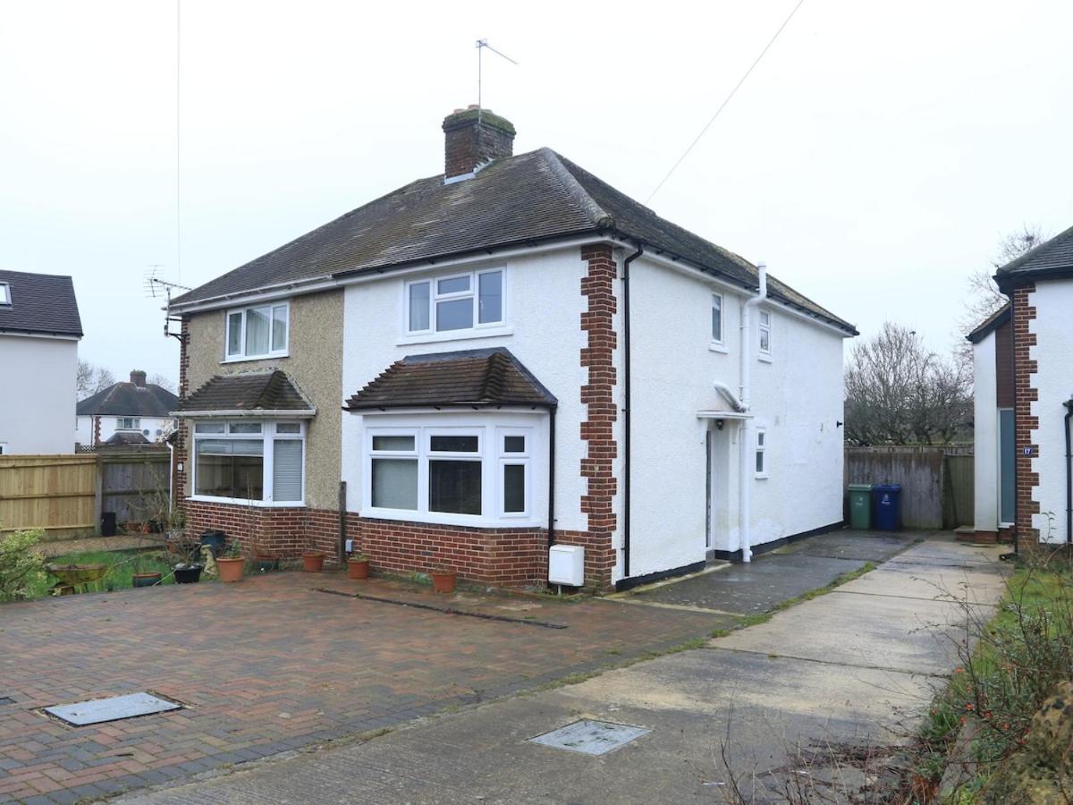 Spacious Modern 3 Bedroom House 4 You, Me And Them *
